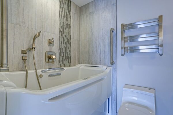 Features Of Quality Walk-in Tubs